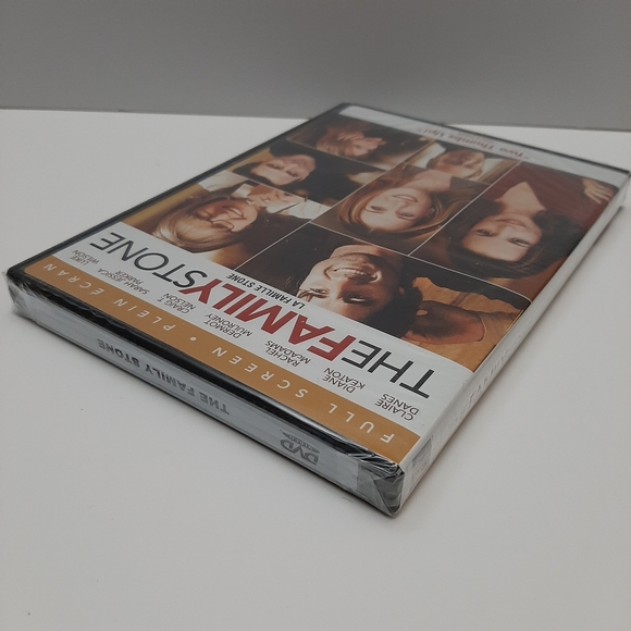 ๐4 for $20๐ New - The Family Stone DVD Bilingual Movie - Picture 4 of 4